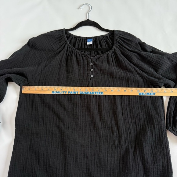 Old Navy Seersucker Rich Black Women's Blouse size large coastal cowgirl vibes - Picture 3 of 8